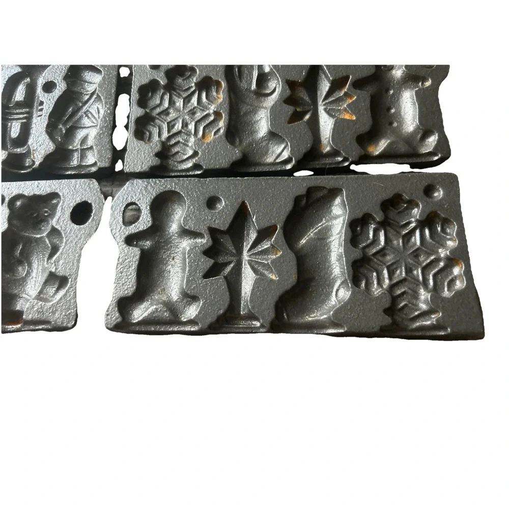 John Wright Cast Iron Candy Mold Christmas Gingerbreas Snowflake Drummer Boy